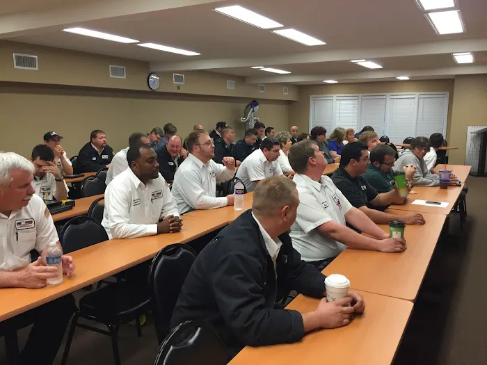 One Hour Heating & Air Conditioning Picture 1