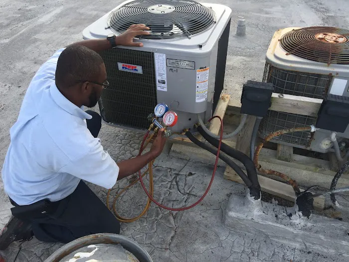 Hewett's Heating & Air Conditioning Picture 3