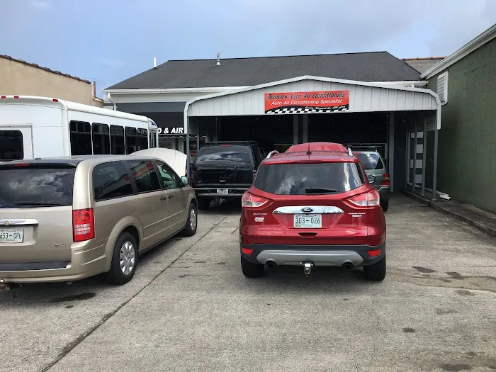 Brown's Auto & Air Conditioning Picture 2