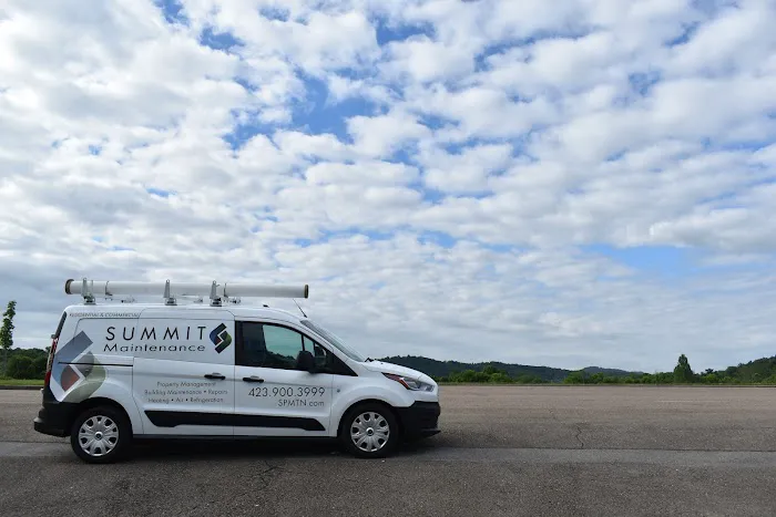 Summit Property Maintenance Picture 1