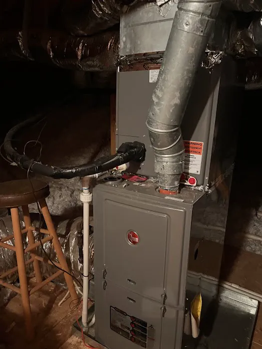 Pinnacle Air TN Picture 2