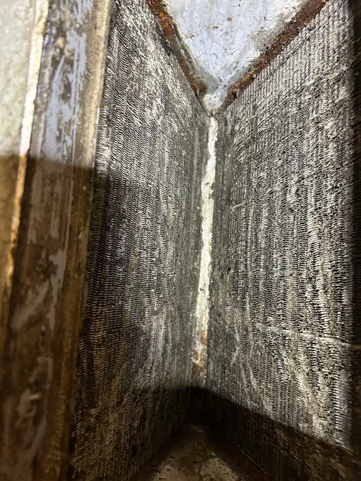 LYON HEATING AND AIR CONTRACTORS LLC Picture 6