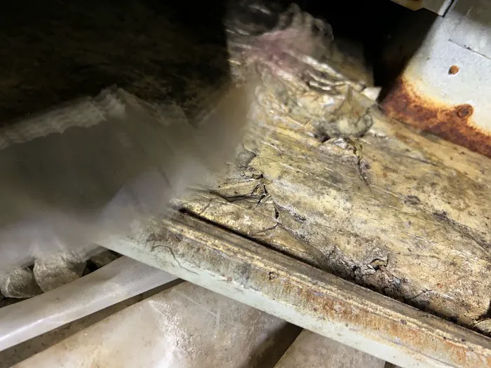 LYON HEATING AND AIR CONTRACTORS LLC Picture 1