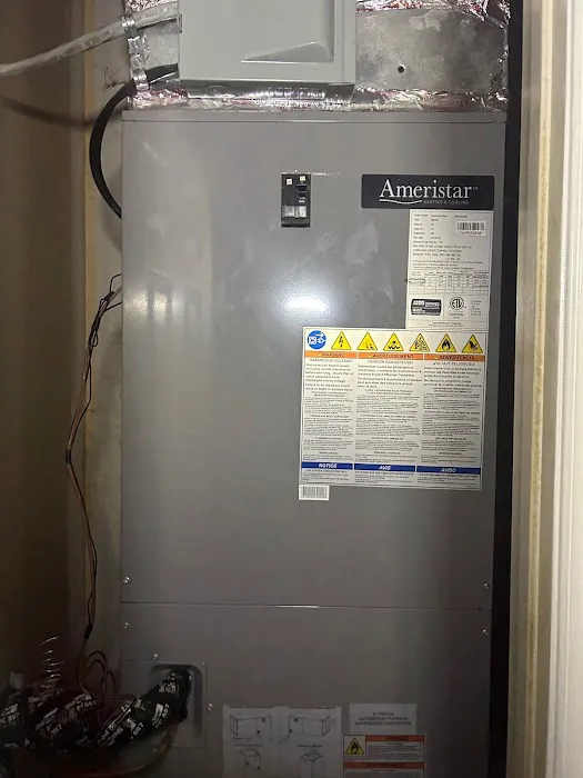 LYON HEATING AND AIR CONTRACTORS LLC Picture 5