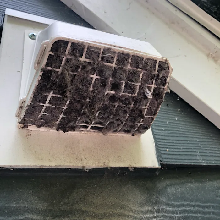 JNJ Dryer Vent Cleaning Picture 4