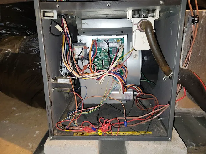 Comfort Hounds Heating & Cooling Picture 6