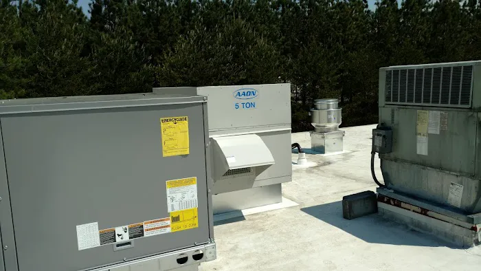 Chuck's Heating Cooling & Refrigeration. Co. Picture 1