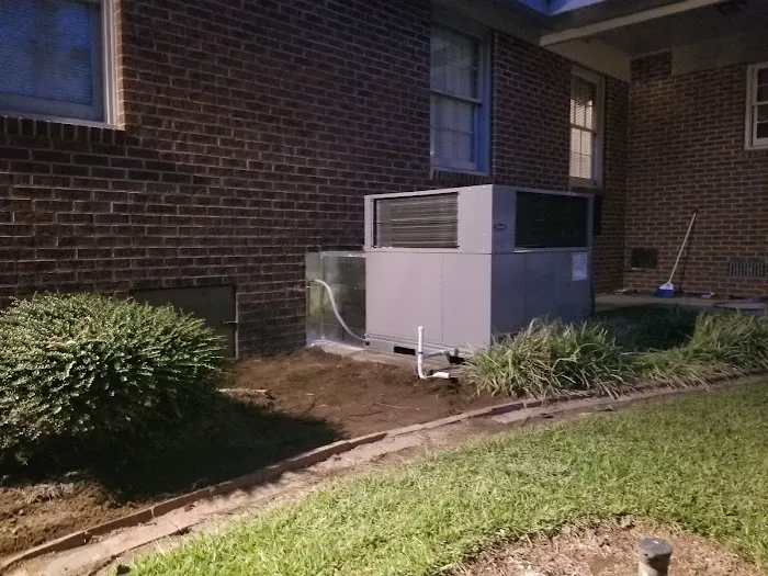 Chuck's Heating Cooling & Refrigeration. Co. Picture 6