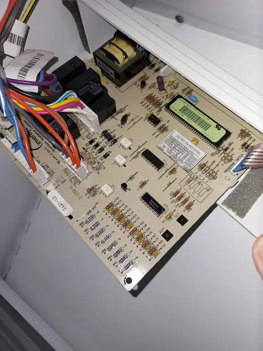 A1'S Appliance & Vacuum Picture 2