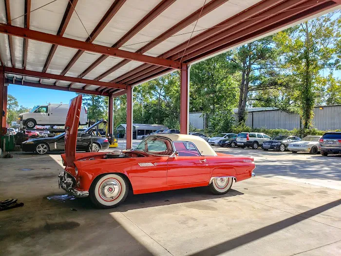 Averill Automotive Picture 6