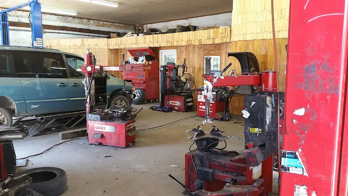 AC's Tire Clinic Picture 6