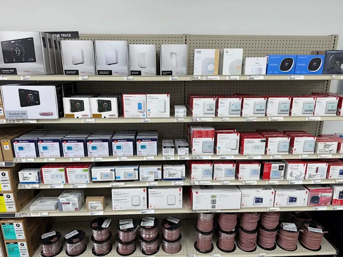 Lennox Stores (Parts Plus) Picture 3