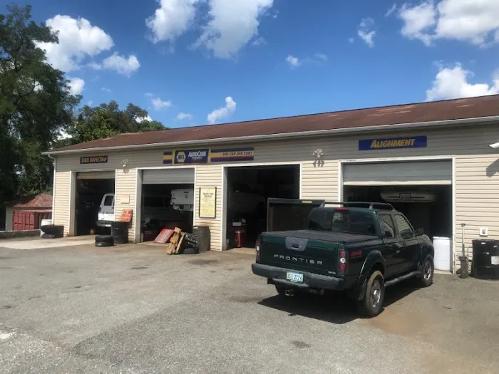 The Car Doctors Picture 7