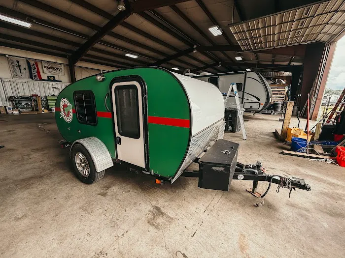 Nomadic Camper & RV Repair Picture 4