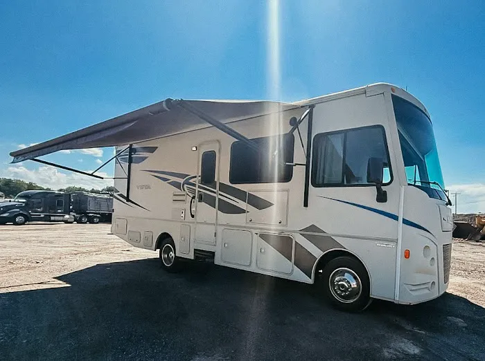 Nomadic Camper & RV Repair Picture 3