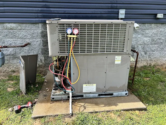 Hyndman Heating & Cooling Picture 6