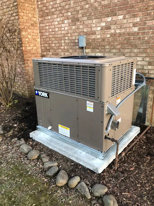 Hunter Heating & Air Llc Picture 2