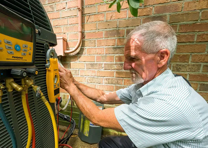 Mister Greenway AC Repair, Heating, & Plumbing Picture 7