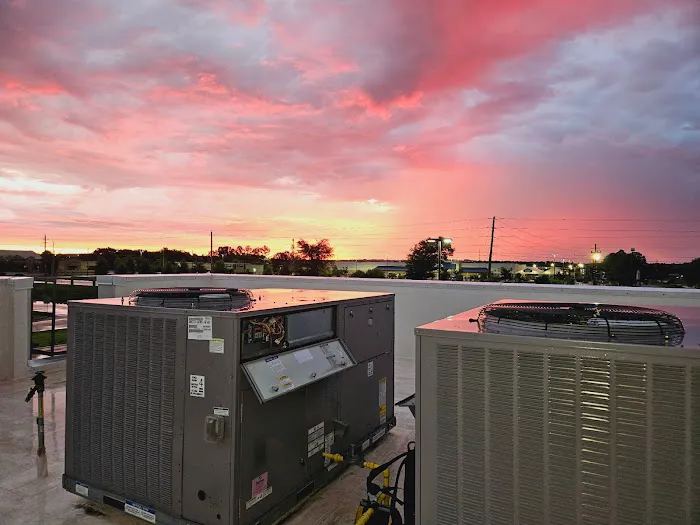 Hometown HVAC & Refrigeration Picture 3