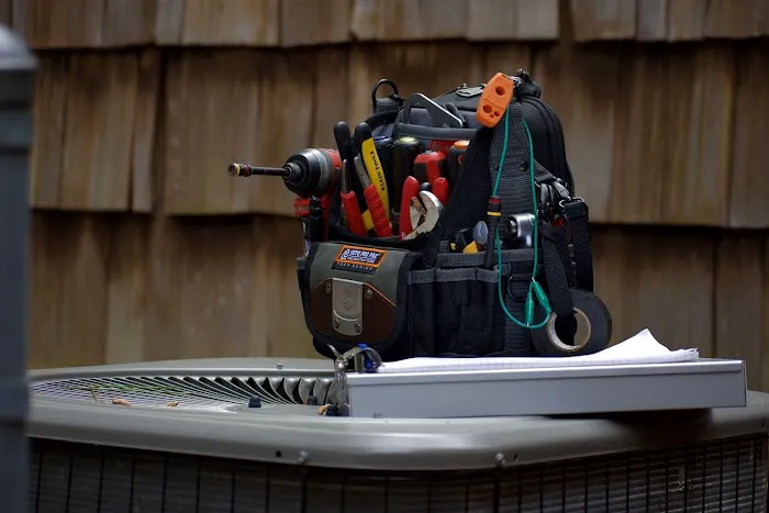 Tech-On-Deck Heating, Air & Electric Picture 5