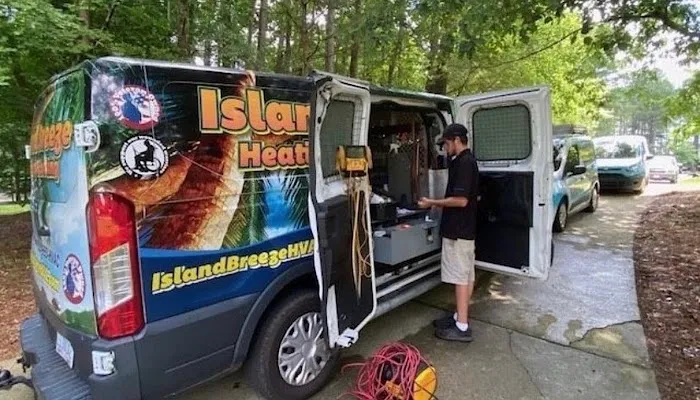 Island Breeze HVAC Picture 5