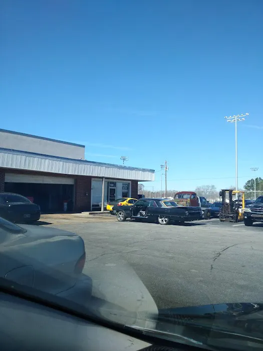 Willis Automotive Repair Picture 6