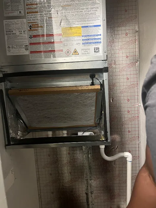 Peters Heating & Air Conditioning Picture 3