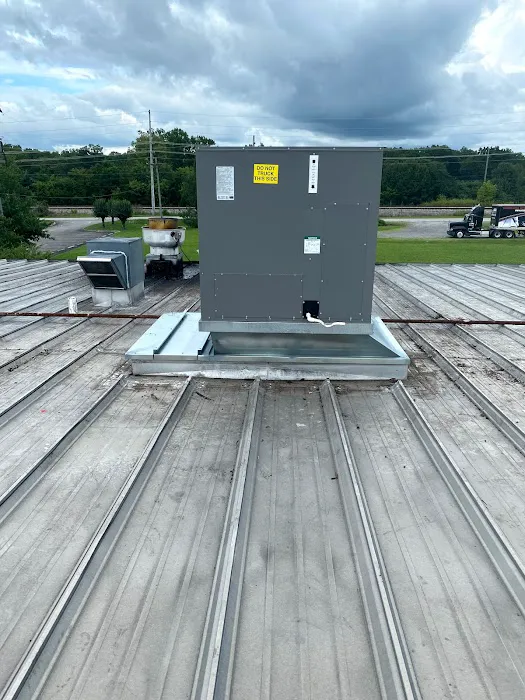 Flores HVAC Contractors Picture 3