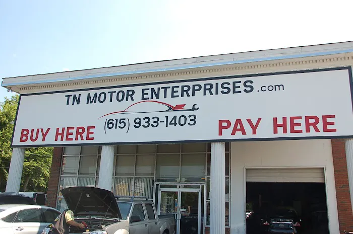 Auto Repair Center Picture 3