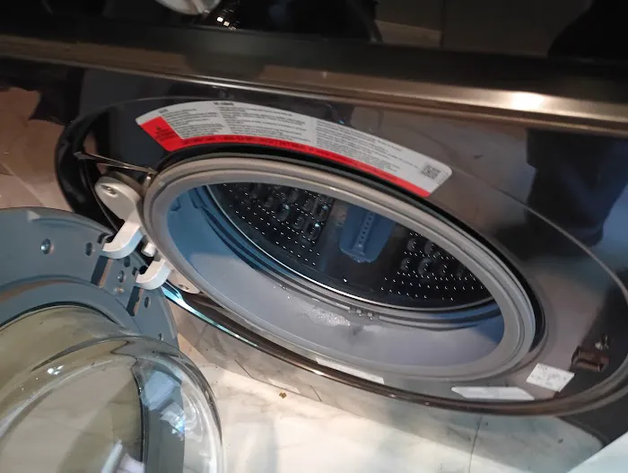 CHILS HEAT AIR AND APPLIANCES Picture 3