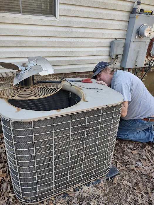 Dean's Heating and Air Services Picture 7