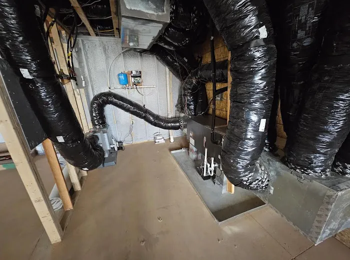 Yellow Dot Heating & Air Conditioning Picture 2