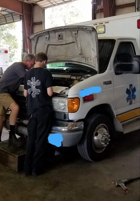 Rosewood Auto and Diesel Repair LLC Picture 8