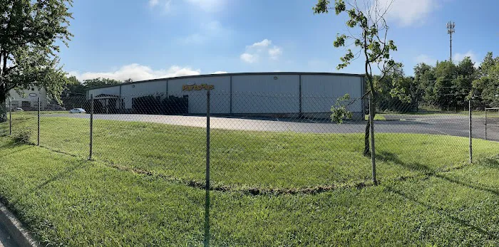 Lennox Stores (Parts Plus) Picture 3