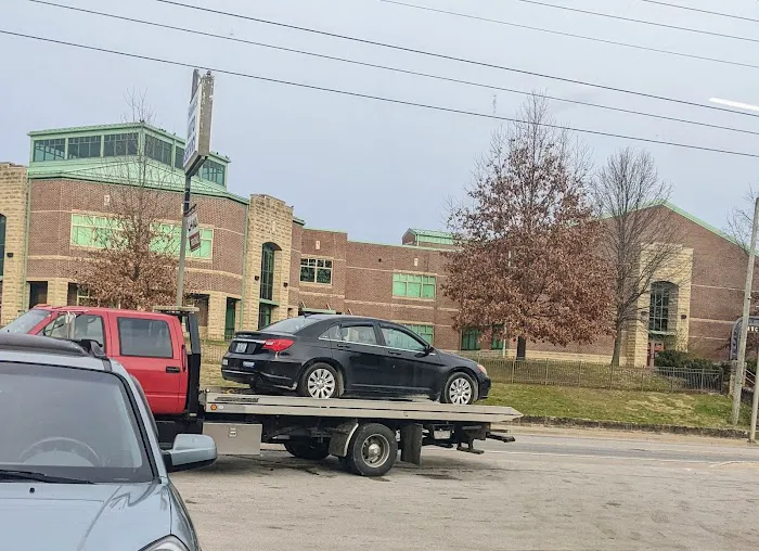 Schott's Auto Services Inc Picture 4