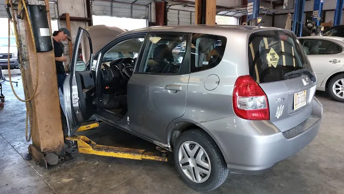 Phillips Car Care Center Picture 4