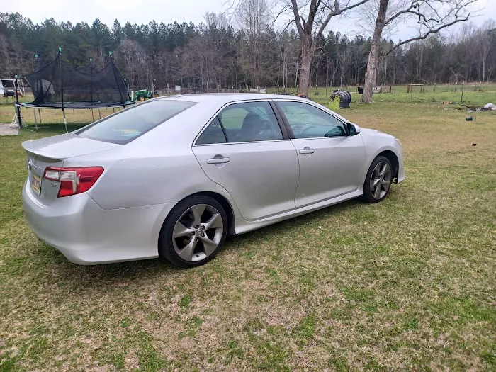 Jerry's Automotive Picture 4