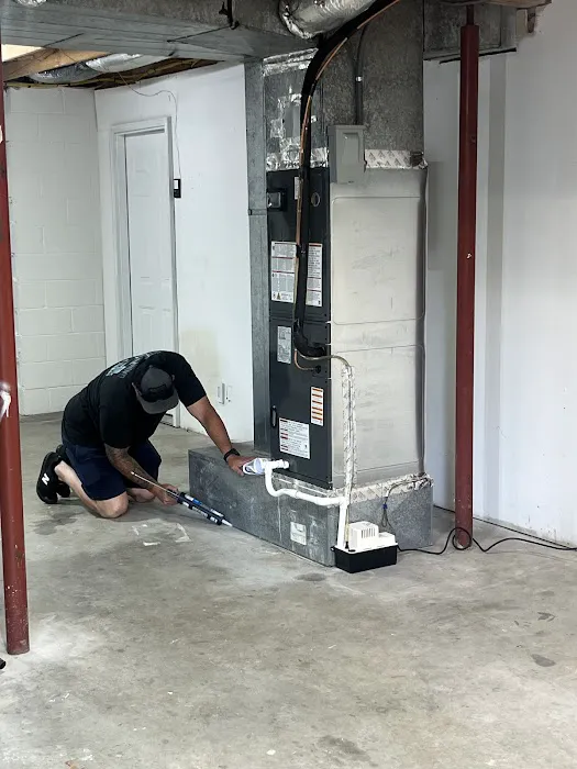 Chief’s Heating & Cooling Picture 2