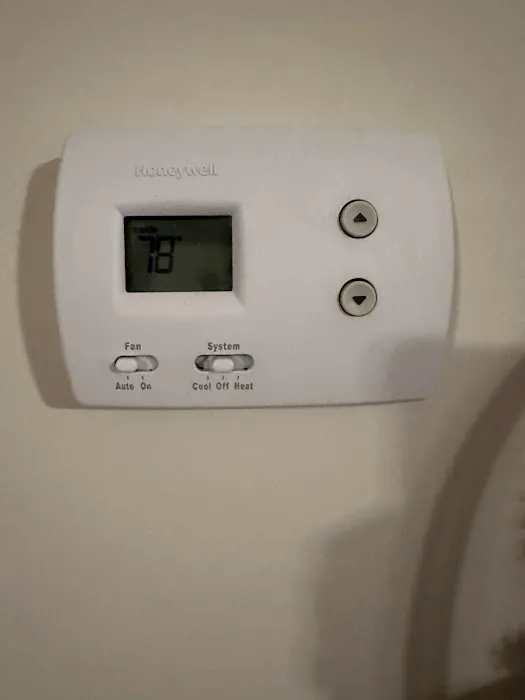 Heating & Air Conditioning Picture 3