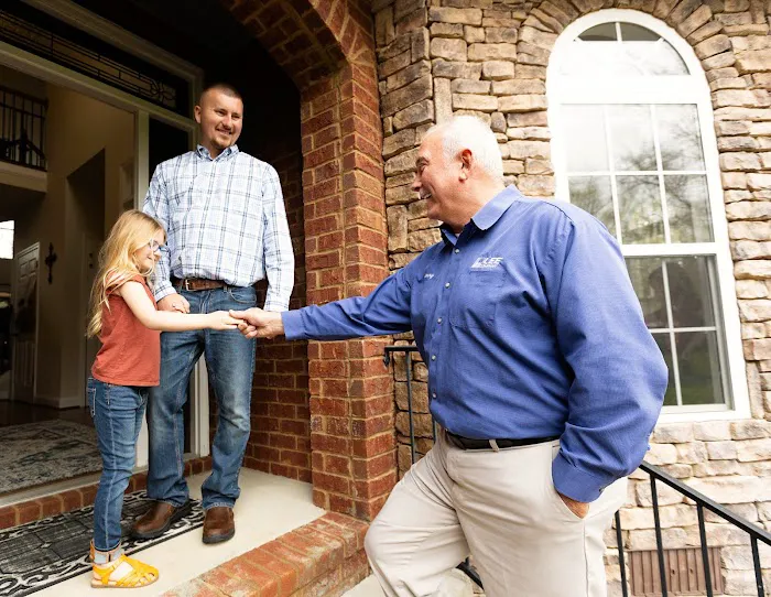 Lee Company Picture 9