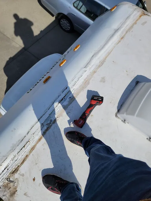 R&R MOBILE RV REPAIR Picture 2