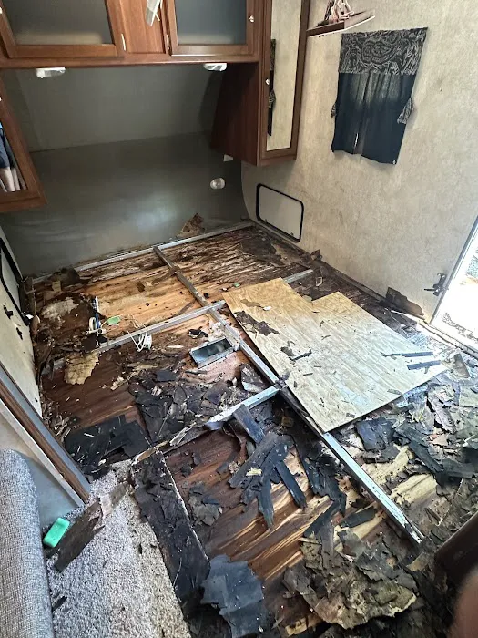 R&R MOBILE RV REPAIR Picture 8