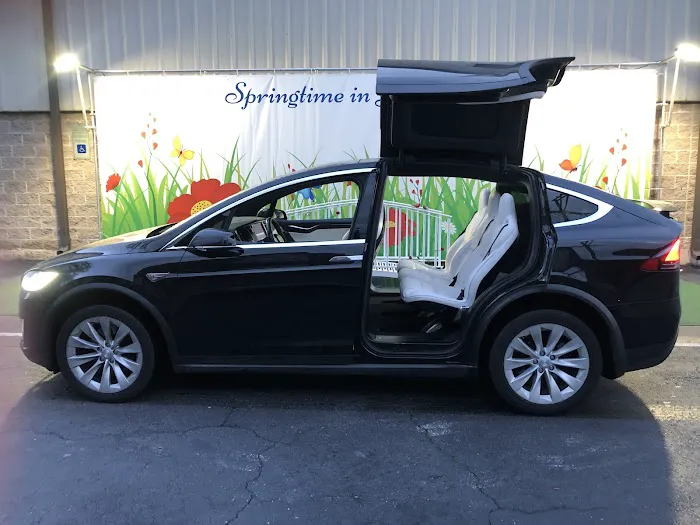 The Mechanic Spot Picture 5