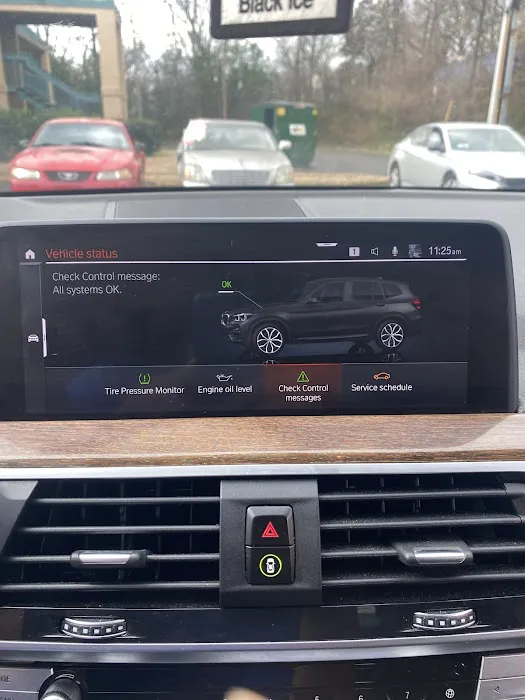 The Mechanic Spot Picture 7