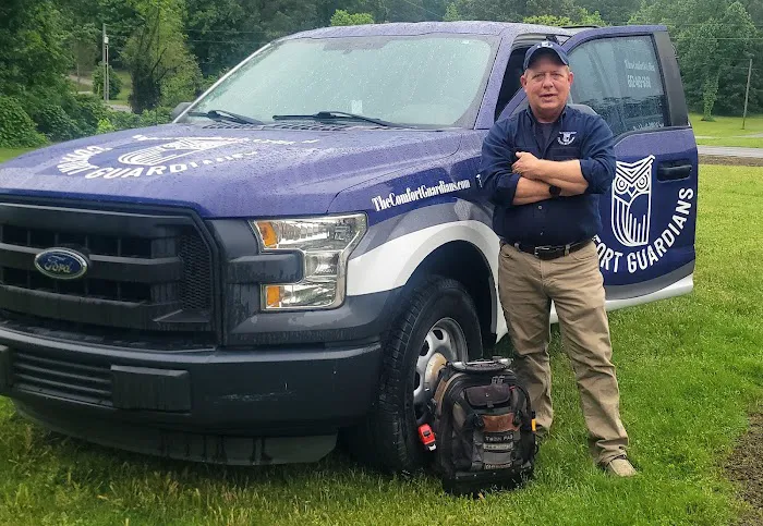 The Comfort Guardians Picture 2