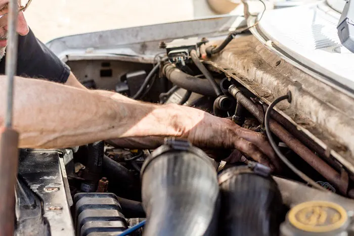 Winstead's Radiator & A/C Service Picture 2