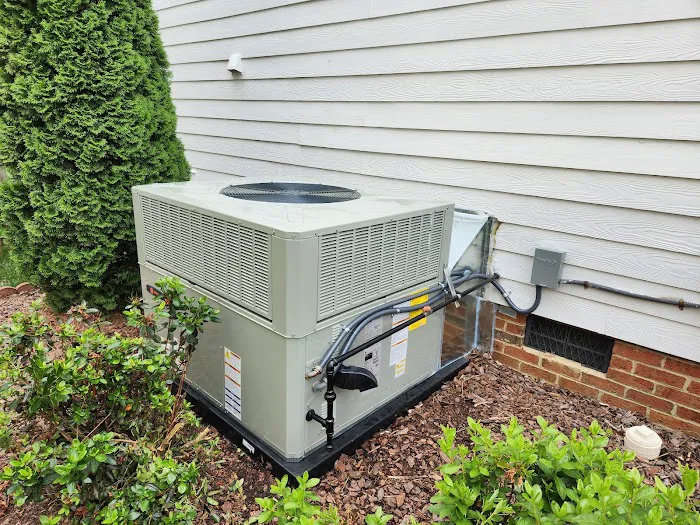 SantaAir Heating and Air Picture 5