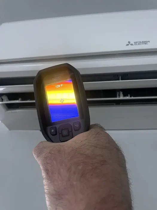 Mooneys HVAC & Refrigeration Picture 1