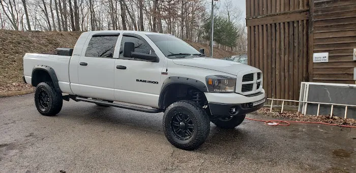 Up the Creek Auto Repair and Towing Picture 4