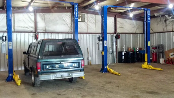 Up the Creek Auto Repair and Towing Picture 3